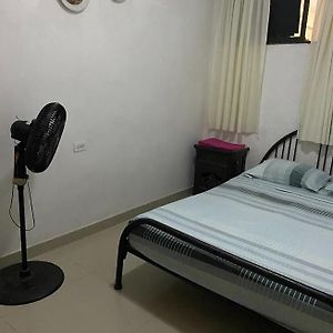 Habitación Económica con Cama King